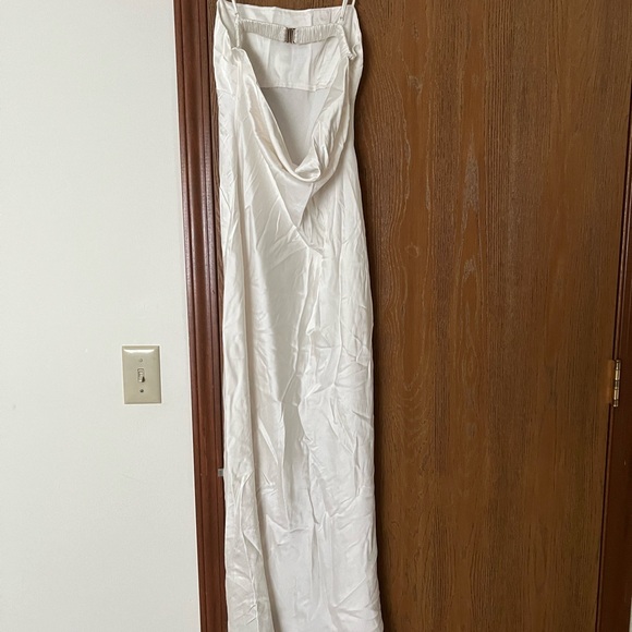 Abercombie satin cowl back midi dress - Picture 5 of 6